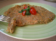 Frittata z łososiem i kiełkami