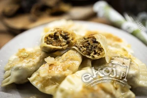Pierogi z kapustą i grzybami 500g Kowal