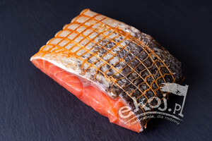 Polędwica z łososia w siatce wędzona na zimno ok. 330g Seafood