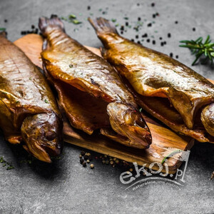 Pstrąg z głową wędzony Smolin Fish